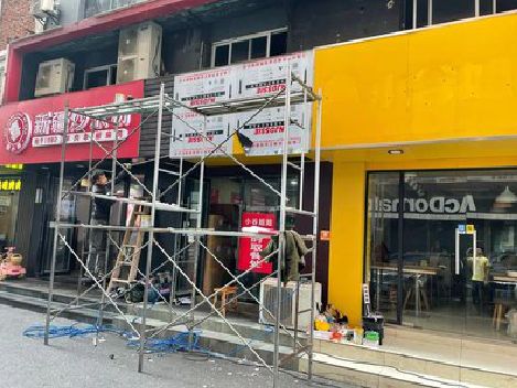 灌云制作广告招牌如何避免它发黄？